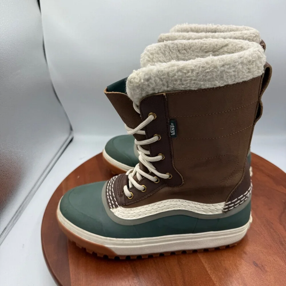 Vans Standard Snow MTE Boots Mens 7 Brown‎ Green Waterproof Winter Duck Boots